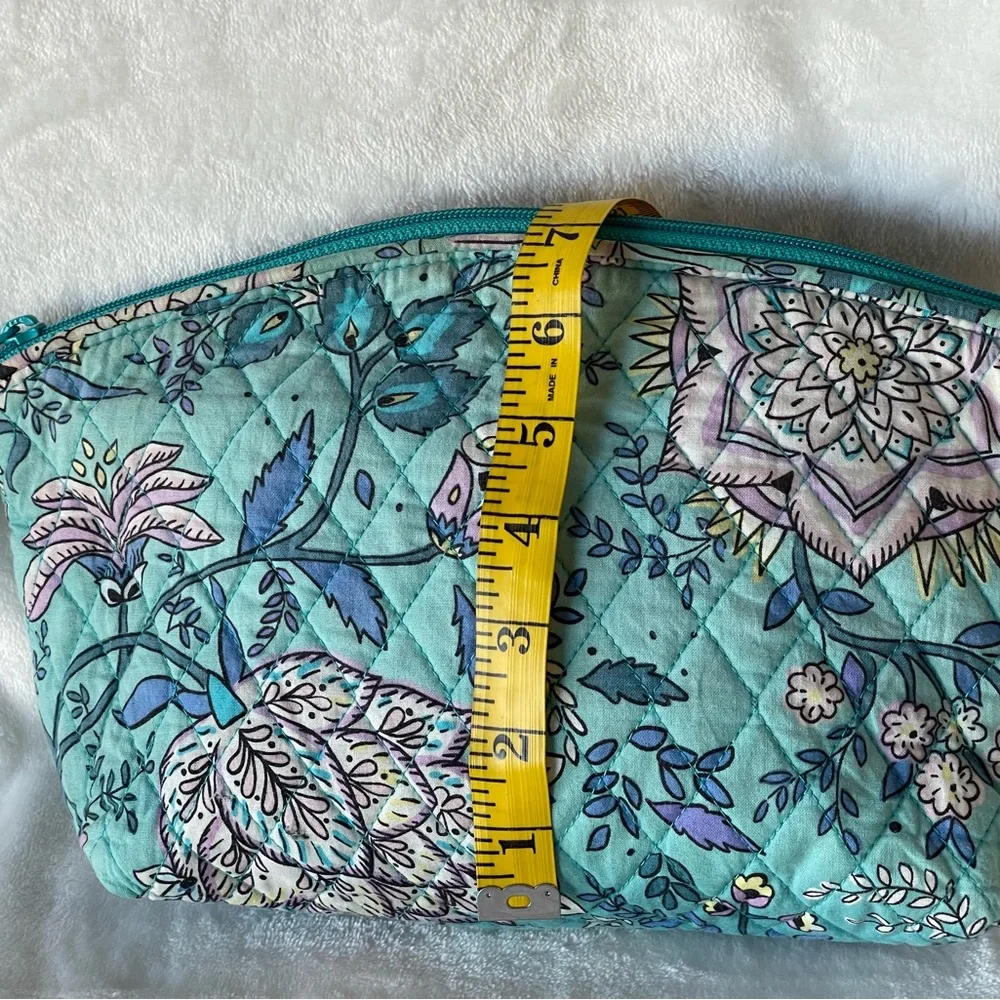 Vera Bradley Quilted Cosmetic Bag Peacock Garden shower bag blue